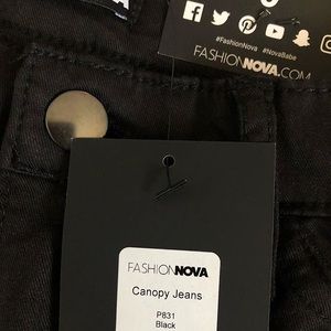 Fashion nova canopy jeans size 0